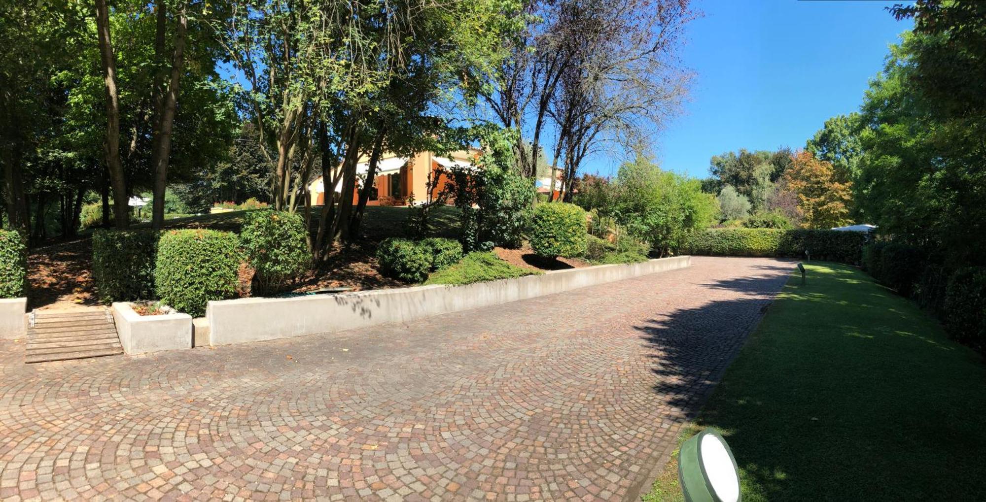 Villa Fior Di Robinia 기아베라 델 몬텔로 외부 사진